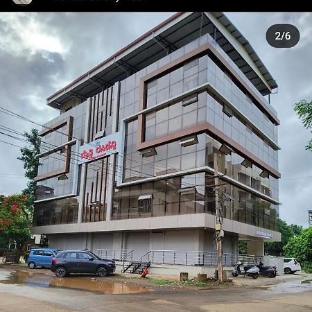 Hotel Mythri Residency Hubli Exterior foto