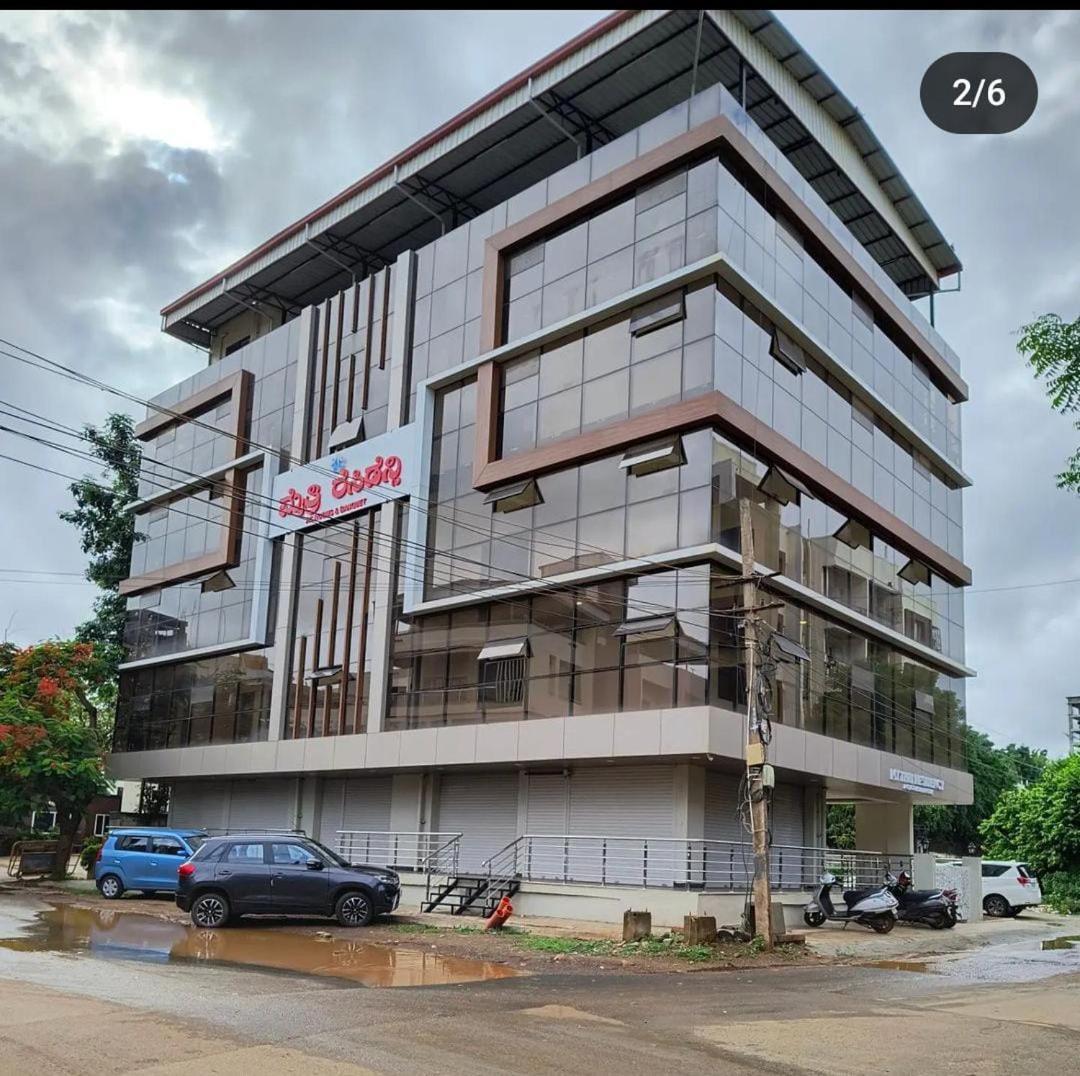 Hotel Mythri Residency Hubli Exterior foto